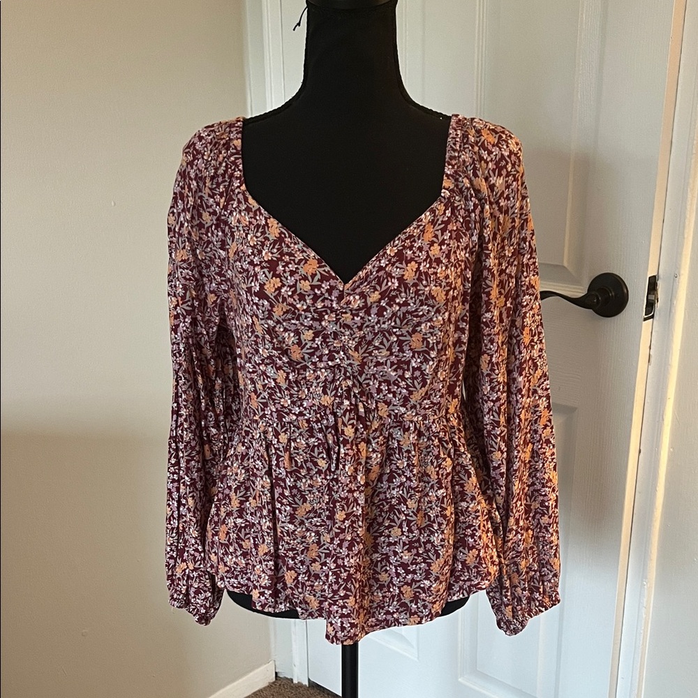 Japna Floral Long Sleeve Peplum Blouse with a ruched front, size large